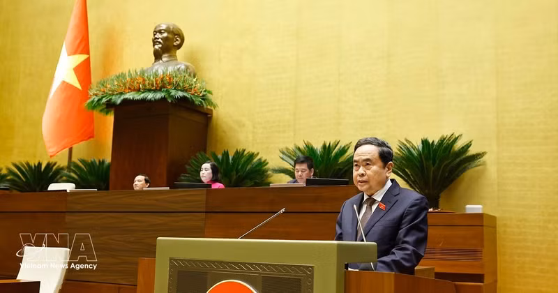国会主席陈青敏在会上致闭幕词。（图片来源：越通社）