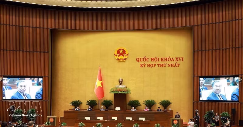 十六届国会首次会议圆满成功 为整个任期开好局、起好步奠定了坚实基础。（图片来源：越通社）
