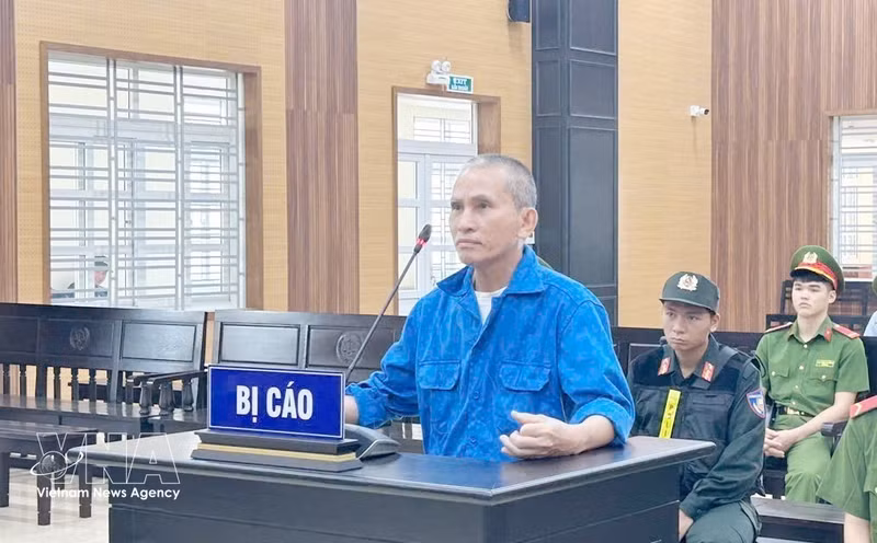 黄玉俊因“制作、传播宣传反对越南社会主义共和国的信息罪”被判处有期徒刑8年6个月