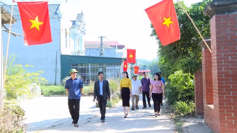 “全民团结建设新农村、文明城市”运动在全省各级祖国阵线系统中同步、高效开展，在社区中产生广泛而深远的影响。