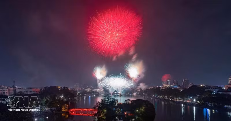 2026年春节之际，还剑湖上空烟花璀璨。