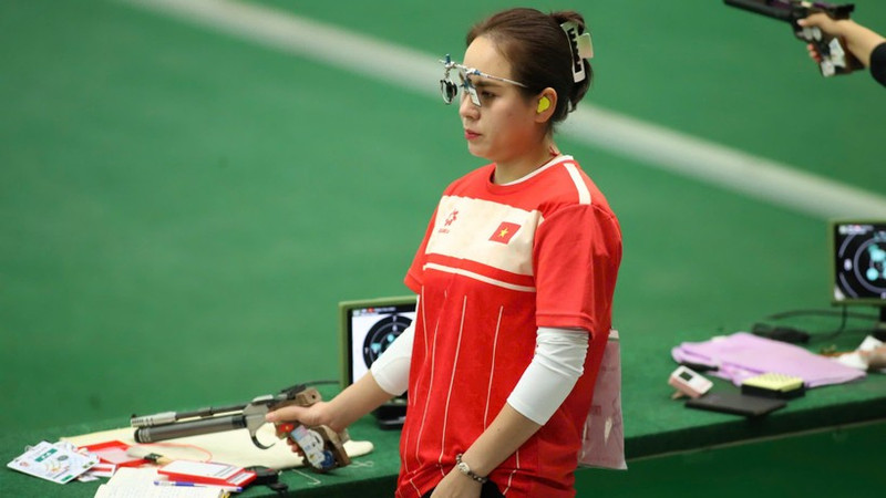 射手郑秋荣在每一枪中都保持着稳定的竞技状态。