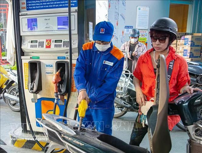 Petrolimex加油站。