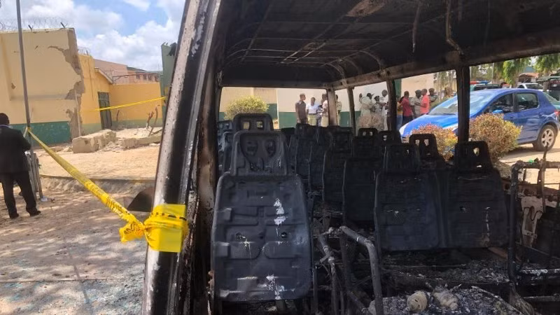 尼日利亚阿布贾一处监狱遭袭事件现场。（图片来源：新华社）