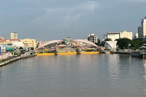 芹苴水乡都市。
