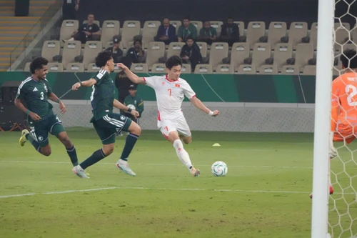 前锋阮廷北在2026年U23亚洲杯A组末轮对阵沙特阿拉伯队的比赛中，于下半场为越南队首开纪录。