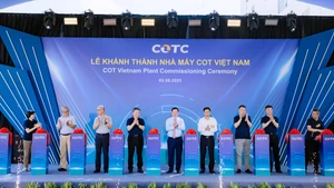 COT越南有限公司的工厂开业投产仪式。