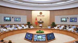 范明正总理主持召开7月政府例行会议。