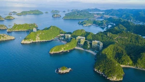 吉婆岛：夏季旅游胜地。