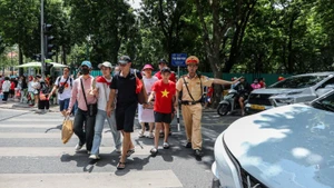 庆典彩排期间河内部分道路禁止各类车辆通行。