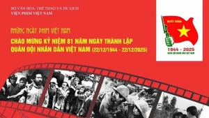 越南电影研究院举行免费电影放映活动 纪念越南人民军建军81周年。