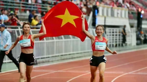 越南田径名将阮氏莺摘得职业生涯第15金【图表新闻】