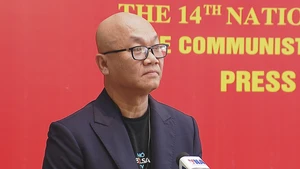 美国 Phố Bolsa TV 频道代表、记者武黄麟（图片来源： 越通社）