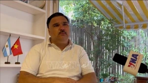 阿根廷东南亚研究中心协调员埃塞基耶尔·拉莫内达。（图片来源：越通社）