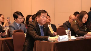 越南驻韩国大使武胡出席活动。（图片来源：越通社）