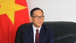 越南驻阿尔及利亚兼塞内加尔大使陈国庆。（图片来源：越通社）