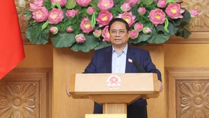 范明正总理发表讲话。（图片来源：VGP）