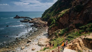 嘉莱省归仁东坊奇窝景点。