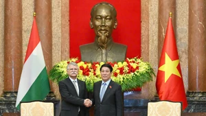 国家主席梁强会见匈牙利国会主席格维尔·拉斯洛。（水原 摄）