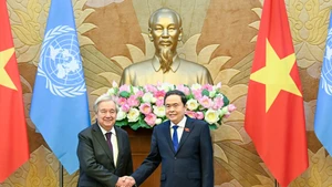国会主席陈青敏会见联合国秘书长安东尼奥·古特雷斯。