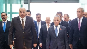 约旦众议院议长抵达河内开始对越南进行正式访问 。