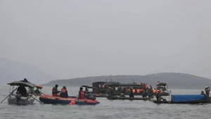 老街省全力以赴开展搜救工作。（图片来源：越通社）