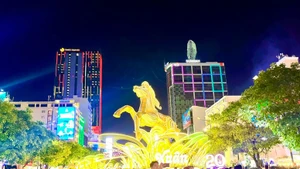 春节九天假期：全国接待游客量累计达1400万人次