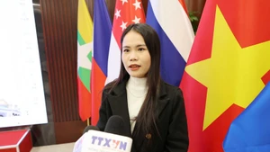 就读于北京对外经济贸易大学的硕士研究生阮氏兰英。