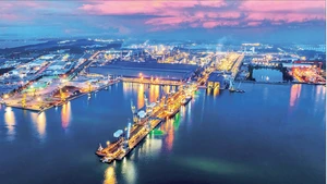 容橘和发钢铁生产综合体。