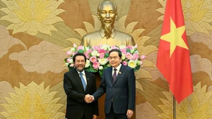 越南国会主席陈青敏会见印尼地方代表理事会副主席【组图】