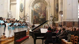 越南音乐在第28届法国巴黎国际合唱节上大放异彩。（图片来源：越通社）