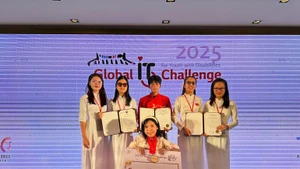 越南参赛队伍斩获多项大奖。(“生命毅力”股份公司供图)