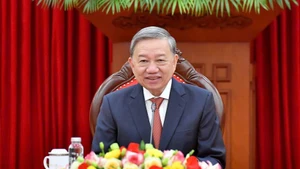 老挝人民民主共和国成立50周年：彰显时代气魄、智慧与成就