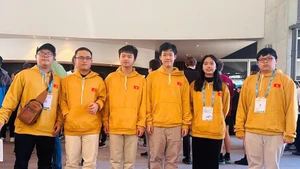 越南学生在2025年国际数学奥林匹克竞赛中斩获6枚奖牌