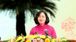 裴氏明怀同志再次当选2025-2030年任期河内市委书记。