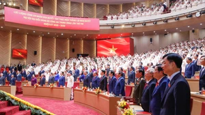 越共中央公安机关第八届代表大会隆重开幕。