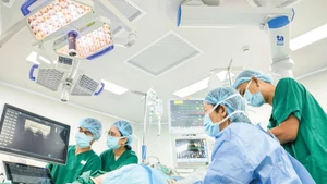 越共中央政治局第72号决议：到2030年，民众普遍获得优质医疗服务，面向打造全面健康医疗体系【图表新闻】