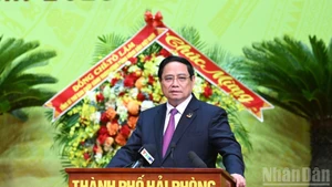 范明正总理发表指导性讲话。（陈海 摄）