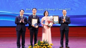 科学技术新闻奖颁奖仪式现场。