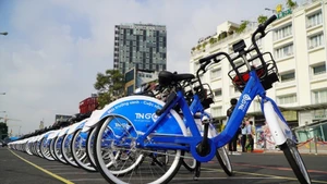 河内首次将共享电单车投入运营：迈出绿色交通发展新步伐【图表新闻】