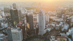 胡志明市中心区域的金融大厦。