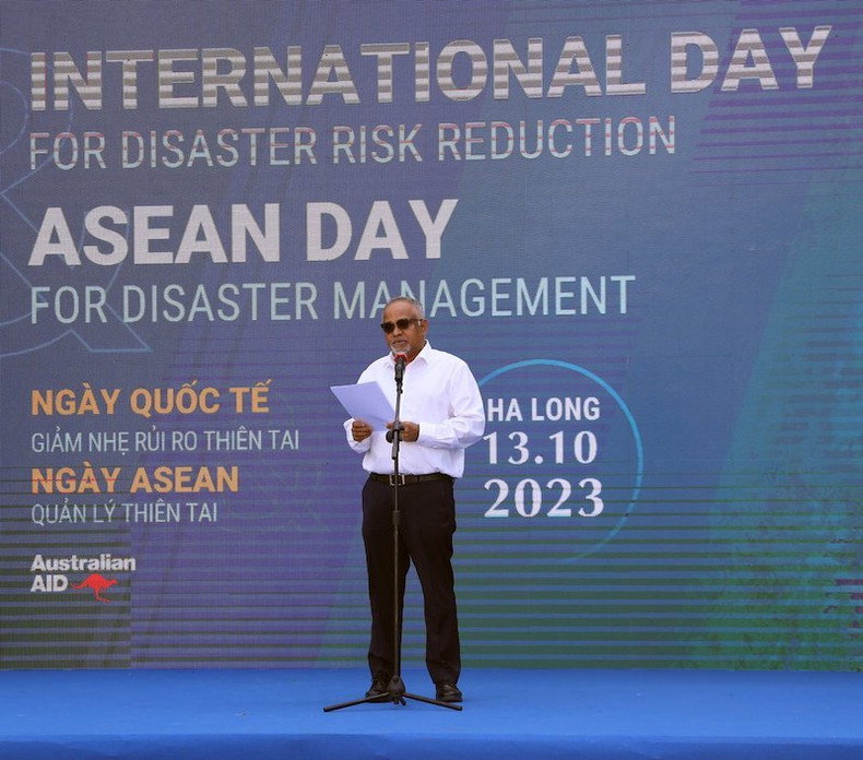 亚洲开发银行驻越首席代表尚塔努•查克拉博蒂在仪式上发言。