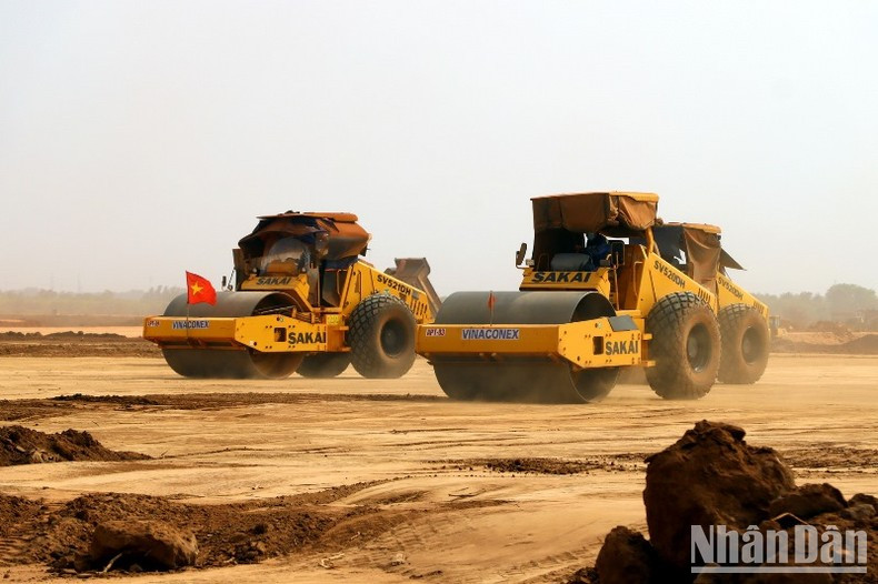 龙城国际机场——全国最大的建设工地【组图】 ảnh 2