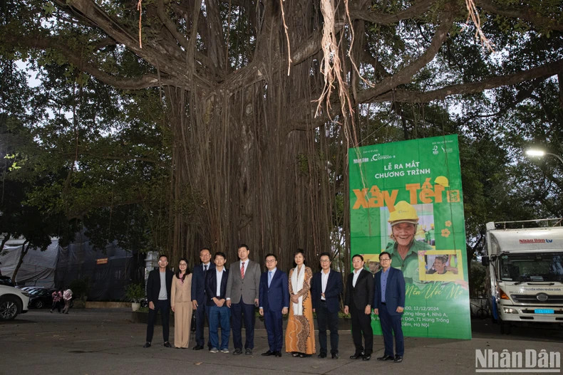 双方代表合影。