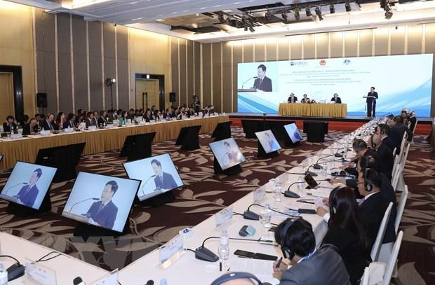 论坛场景。 论坛场景。