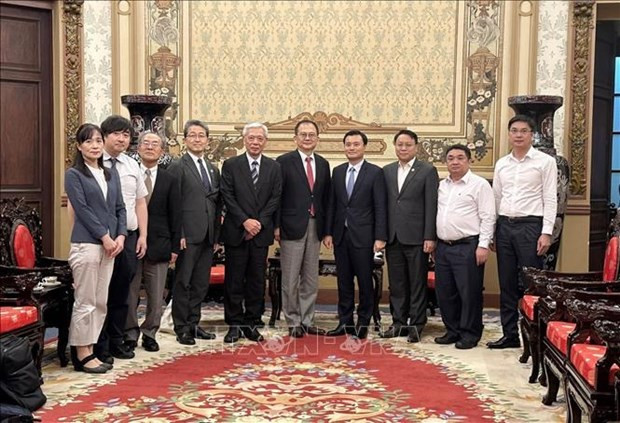 双方代表合影。 双方代表合影。