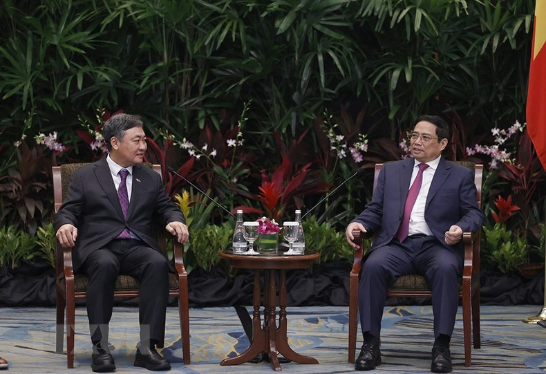 政府总理范明正会见胜科集团董事会副主席Tow Heng Tan。 政府总理范明正会见胜科集团董事会副主席Tow Heng Tan。