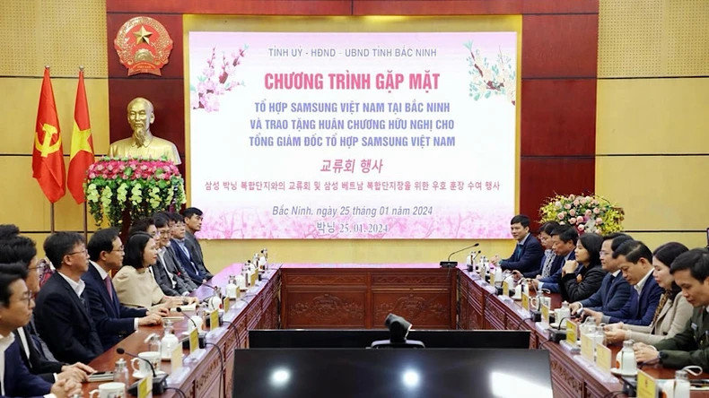 见面会场景。 见面会场景。