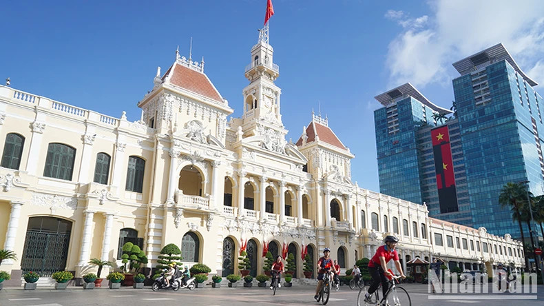 胡志明市市民对九·二国庆节有着共同的精神。