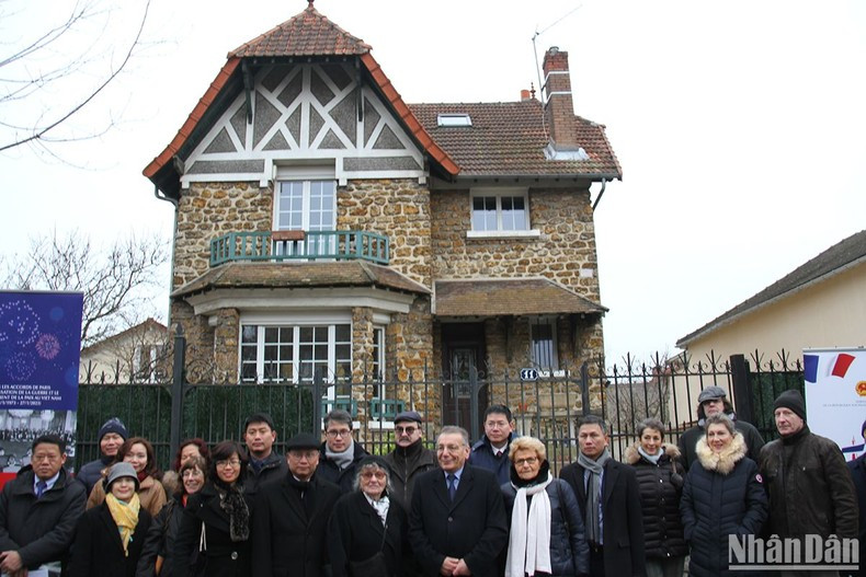 参观位于法国舒瓦西勒鲁瓦(Choisy Le Roi)的达尔泰街11号房屋——特别顾问黎德寿和美国国家安全顾问亨利• 基辛格在秘密会面的旧址。 参观位于法国舒瓦西勒鲁瓦(Choisy Le Roi)的达尔泰街11号房屋——特别顾问黎德寿和美国国家安全顾问亨利• 基辛格在秘密会面的旧址。